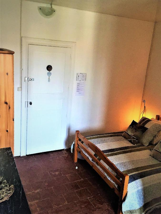 Le Neptune Le Somail Екстер'єр фото