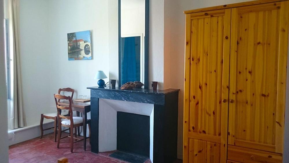 Le Neptune Le Somail Екстер'єр фото